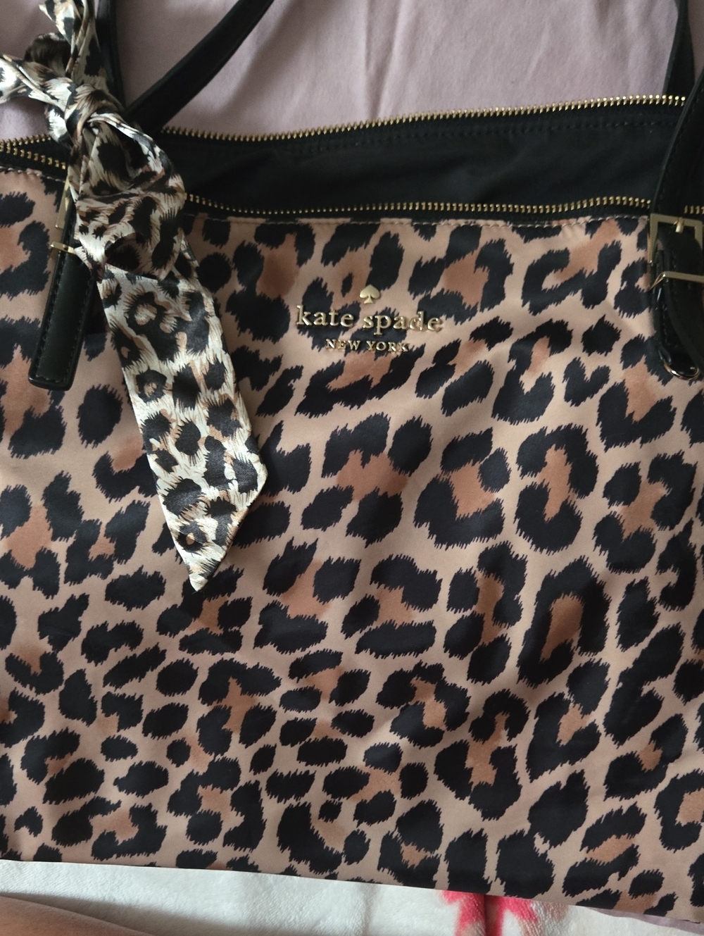 Kate Spade Gorgeous Leopard Print Shoulder Bag, Tote Bag.  Excellent Condition